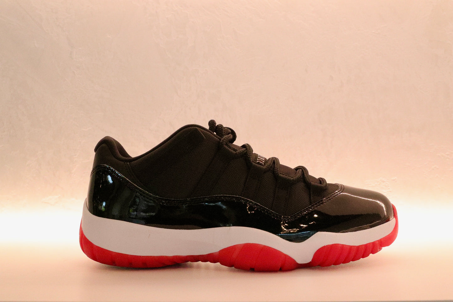 Air Jordan 11 Retro Low "Bred"