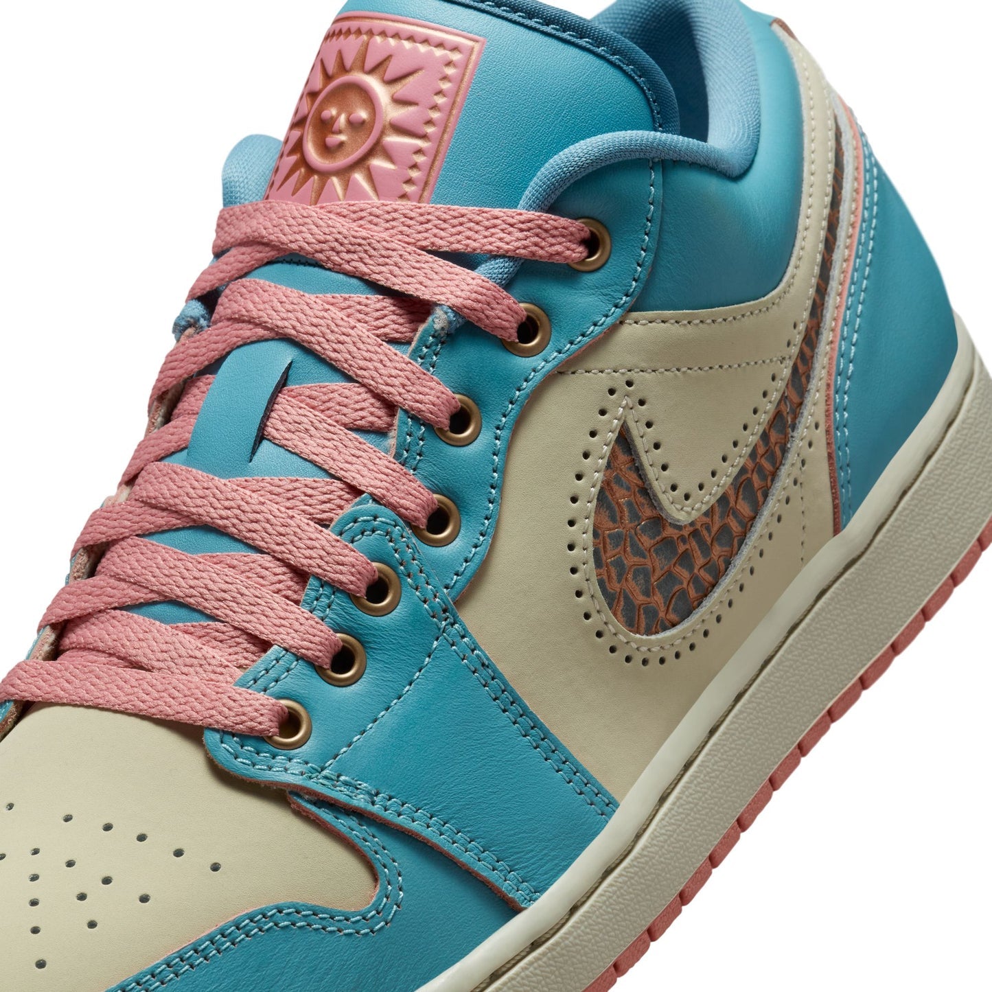 Air Jordan 1 Low SE "Somos Eternos"