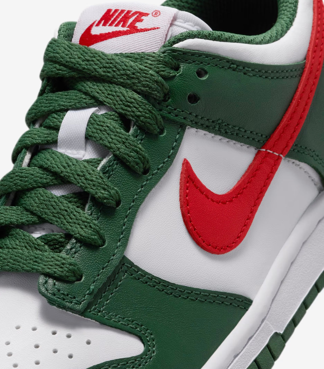 Nike Dunk Low (GS) "Fir Green"