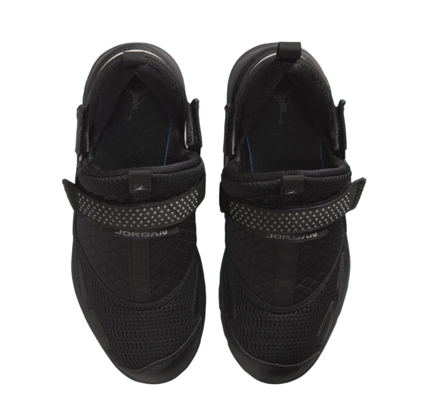 Womans Jordan Trunner LX