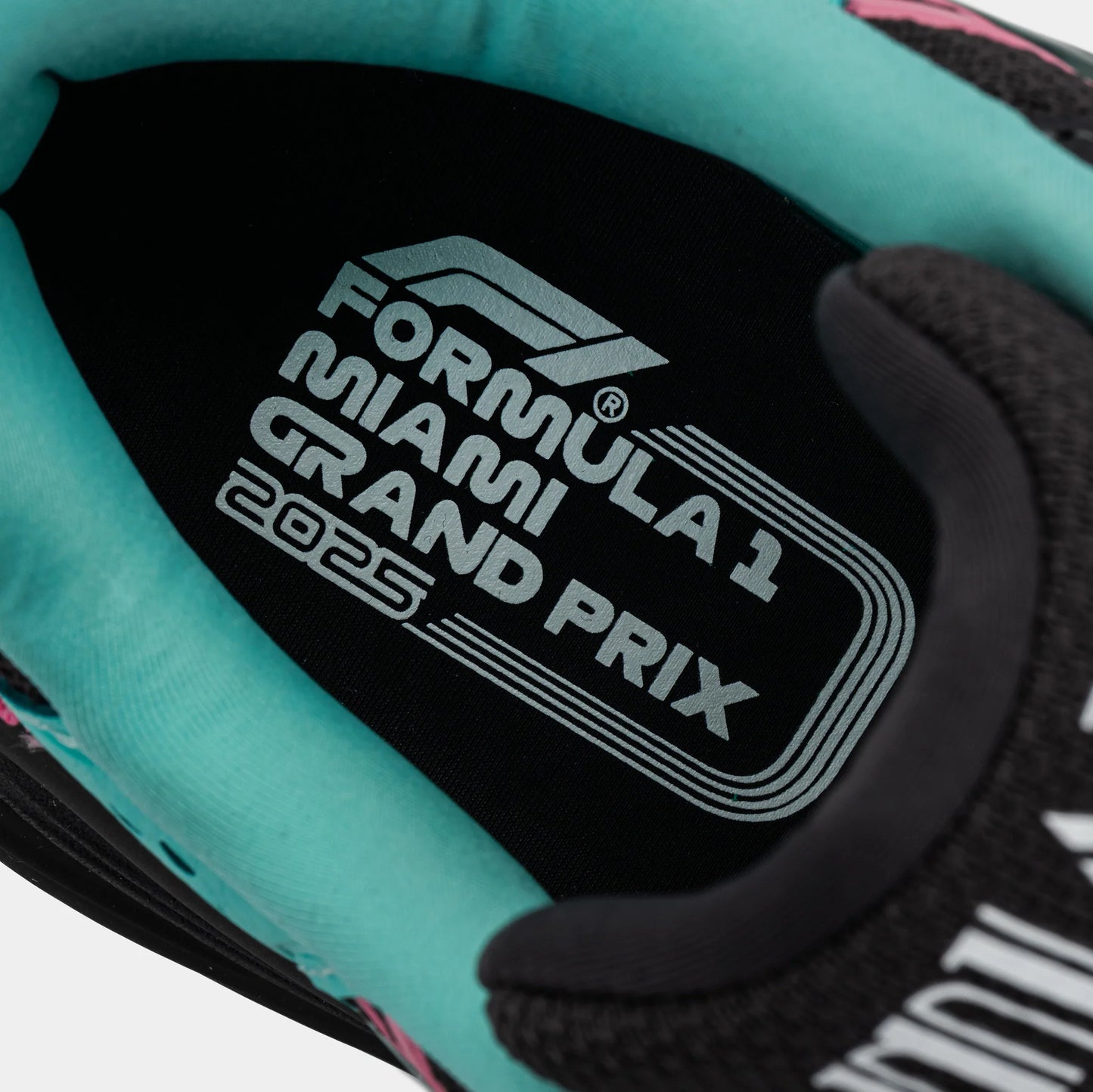 Puma F1 Inverse Miami