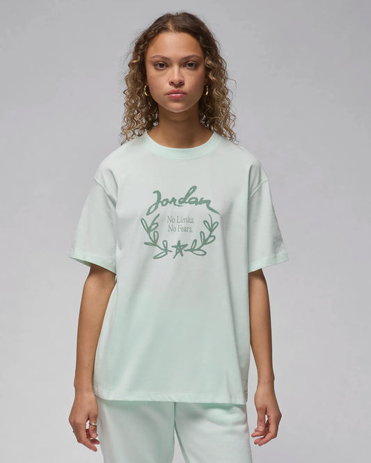 Jordan Women's Graphic Girlfriend T-Shirt - Barely Green