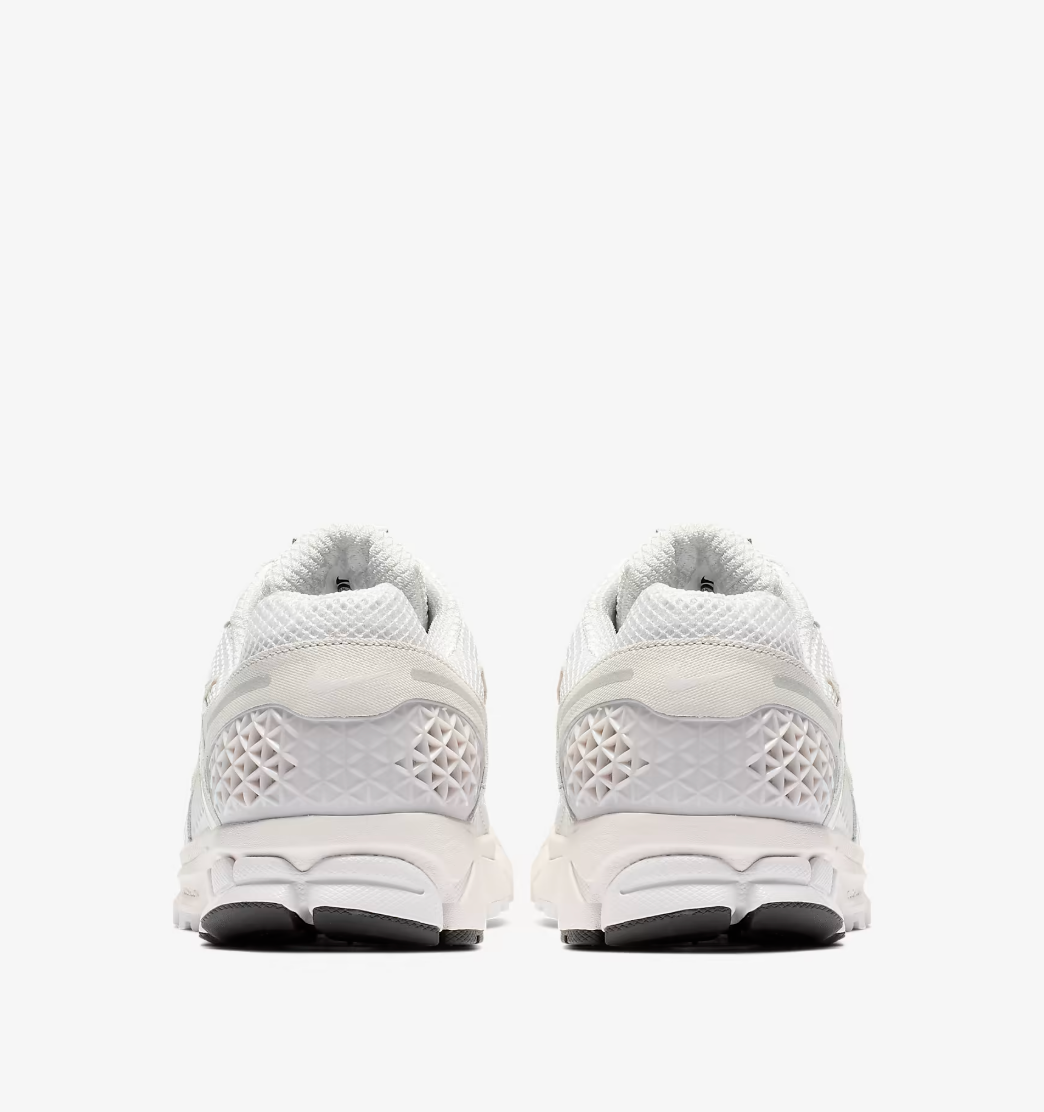 Nike Zoom Vomero 5 "Vast Grey”