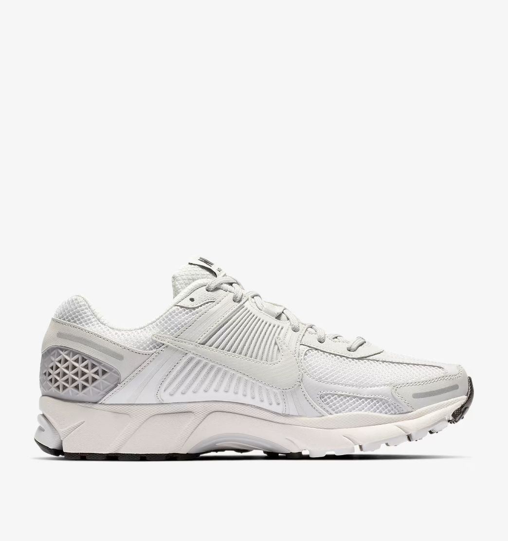 Nike Zoom Vomero 5 "Vast Grey”