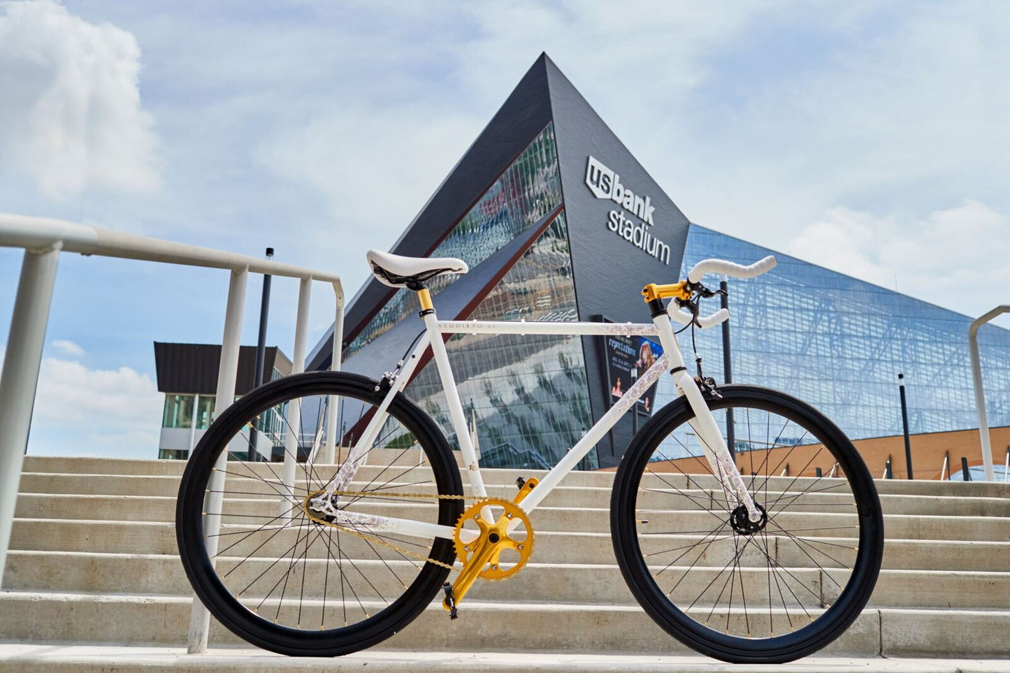 The White Lotus - A Studiiyo23 x State Bicycle Co. Collab