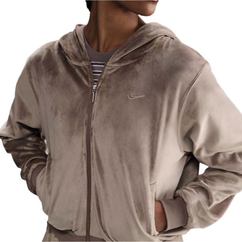 Nike Women's Loose Velour Full-Zip – STUDIIYO23