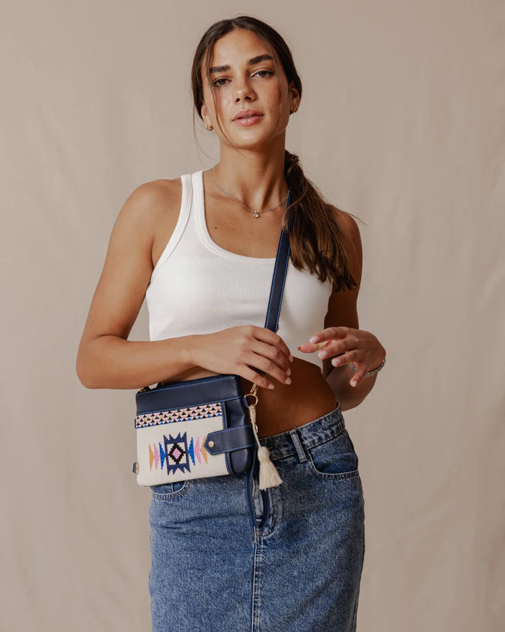 Palma Tribal Tapestry Purse (Beige/blue)