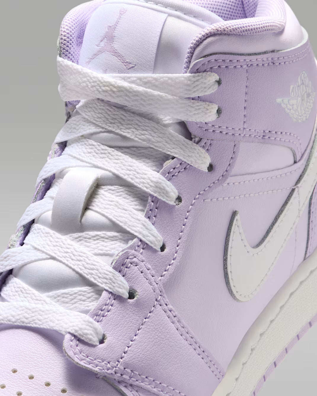 Air Jordan 1 Mid (GS) “violet mist”