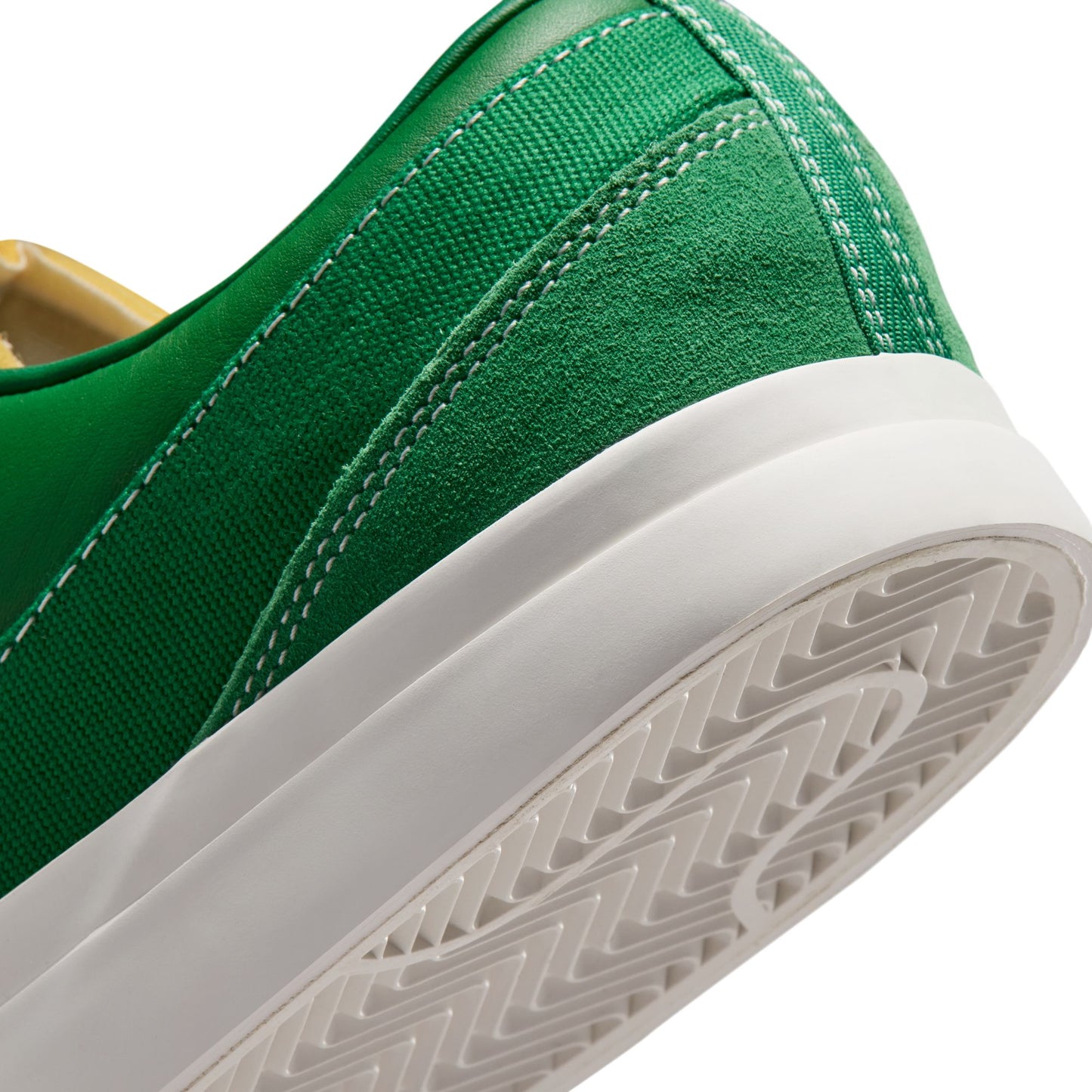 Nike Blazy “Pine Green”