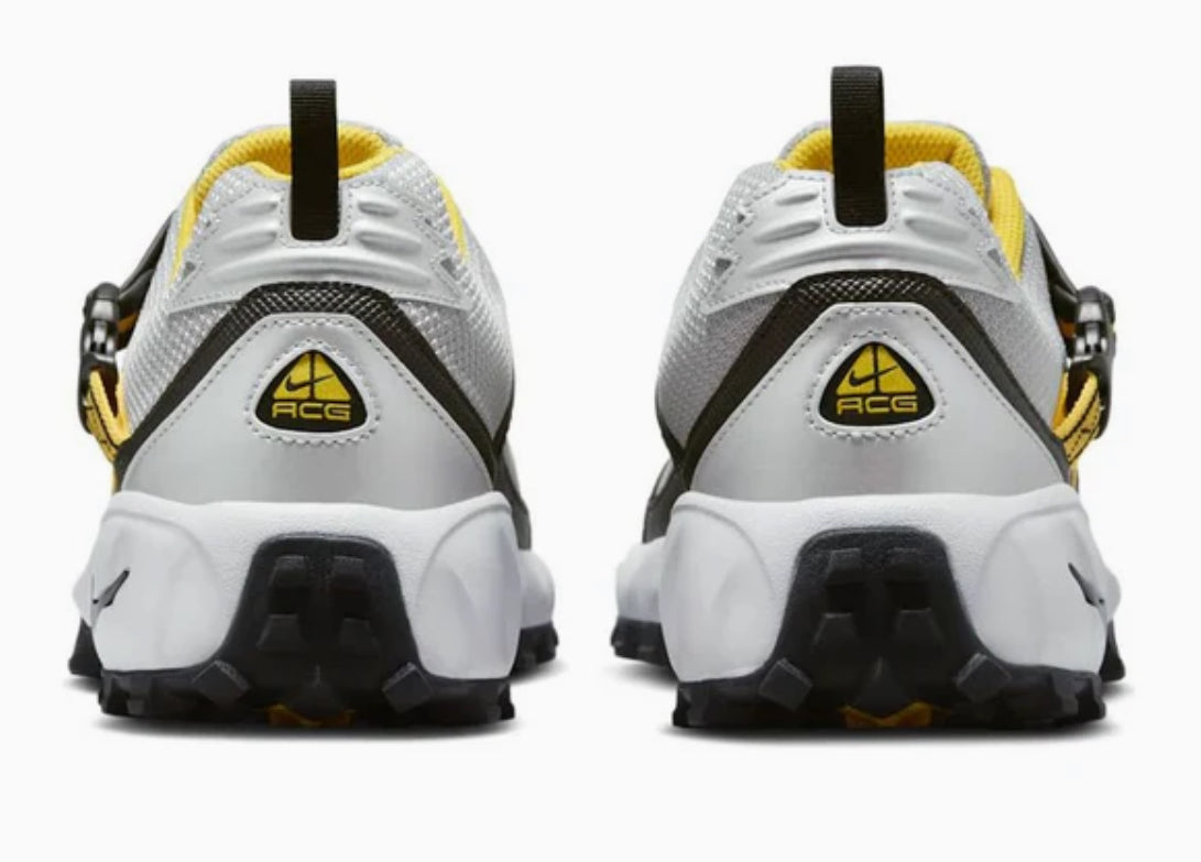 Nike ACG Phassad “Yellow Zest”