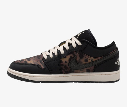 Jordan Women’s 1 Low SE “Chalk”