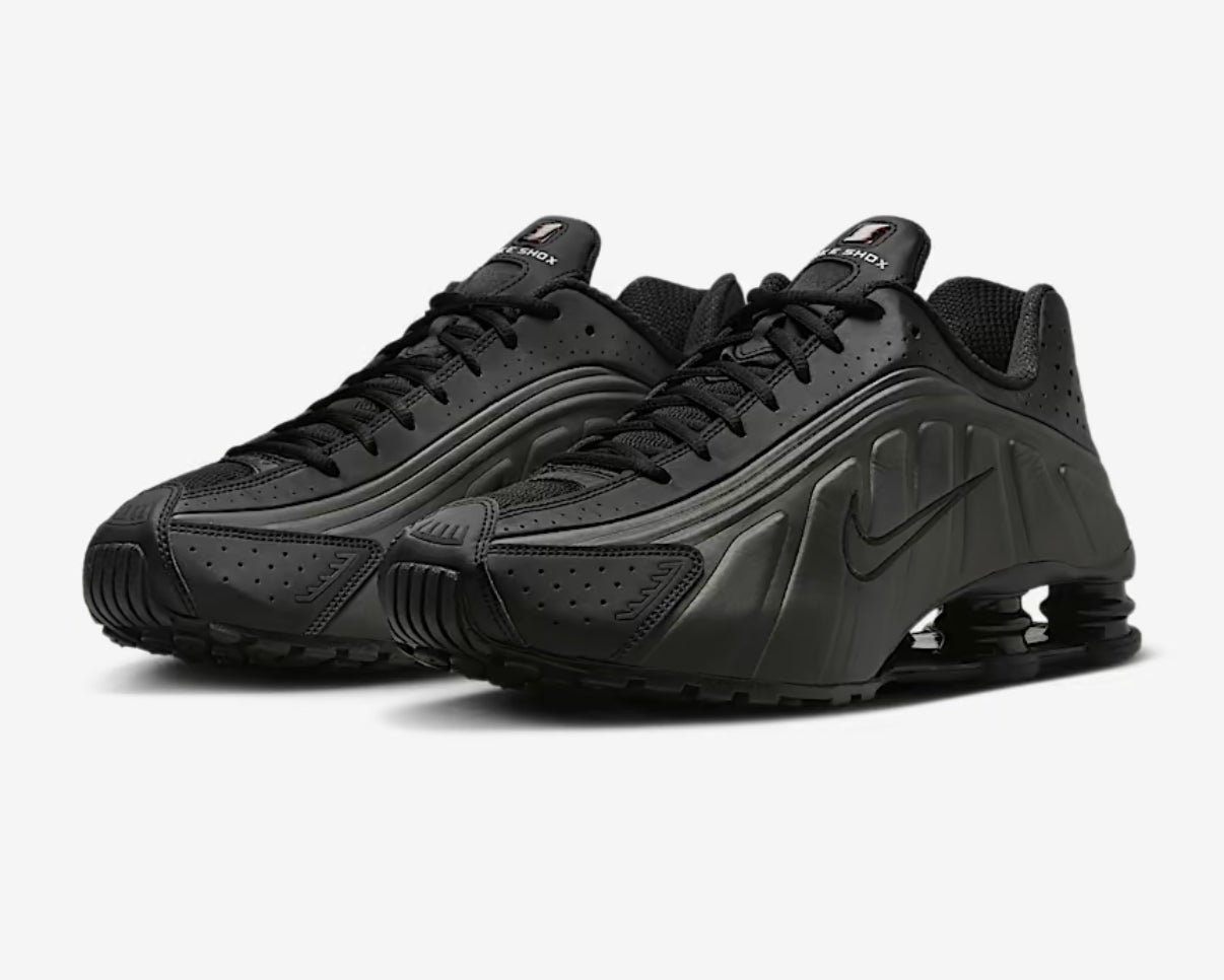 Nike Shox R4