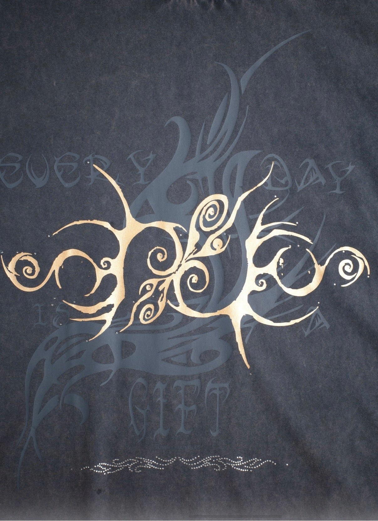 Jungles Jungles Gift Tee
