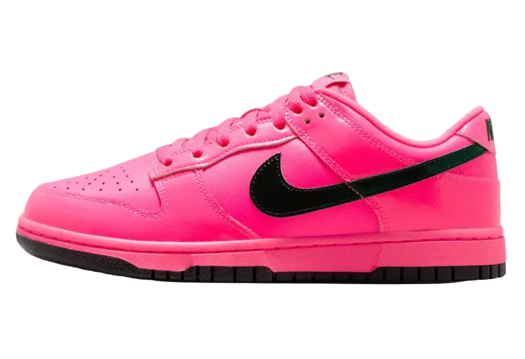 Nike Dunk Low (W) "Pink Blast”