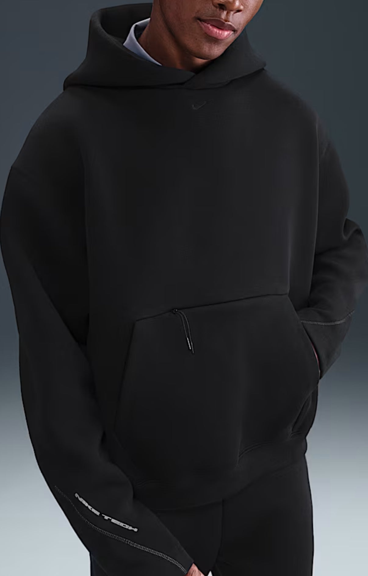 Nike Tech Fleece Hoodie Oversized “Black”