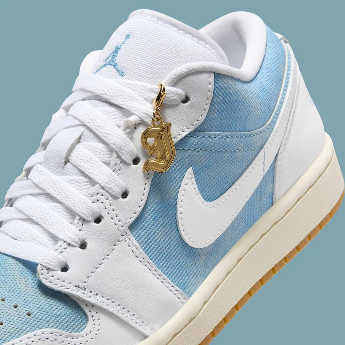 Air Jordan 1 Low (W) “Denim”