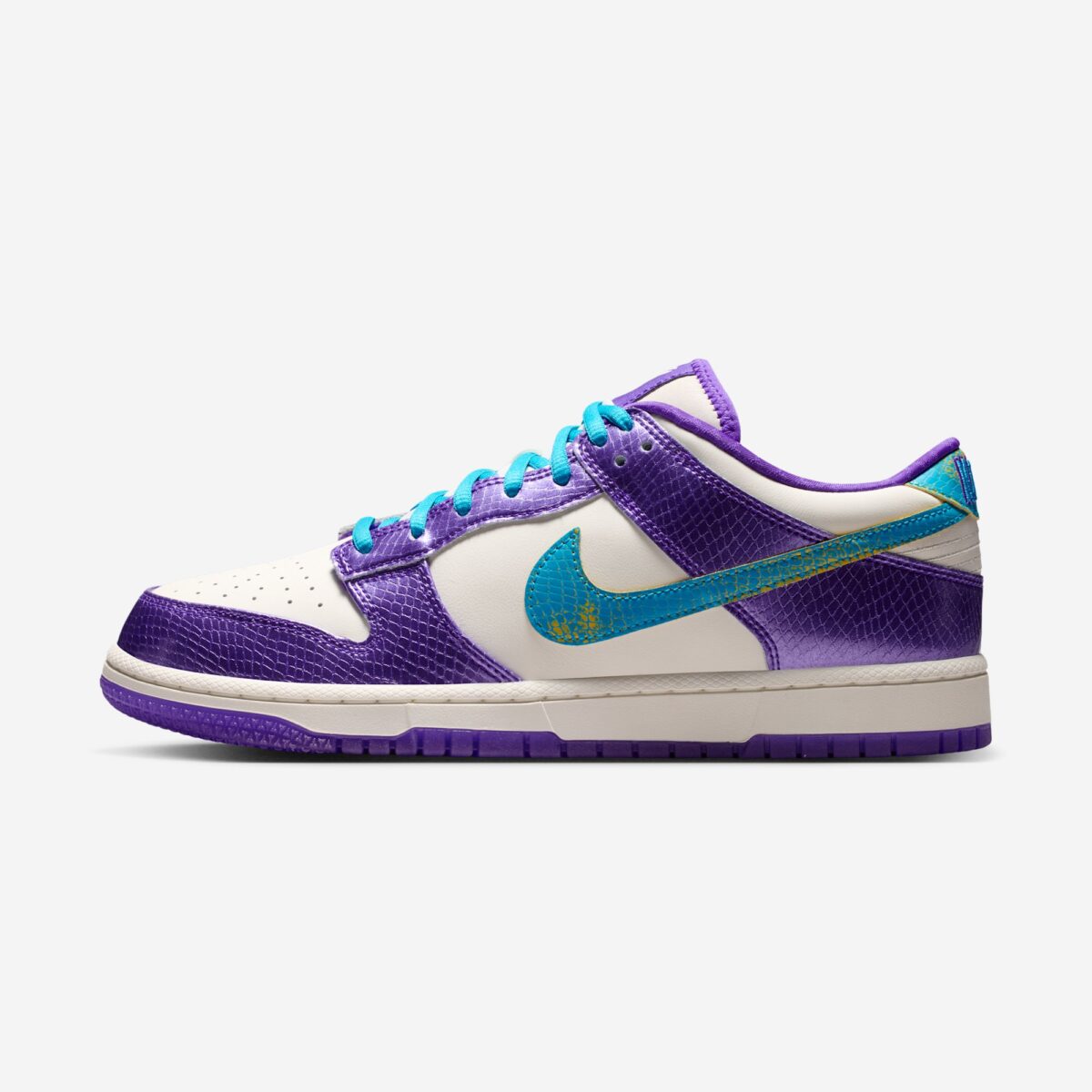 Kobe Bryant x Nike Dunk Low Protro “Draft Day”