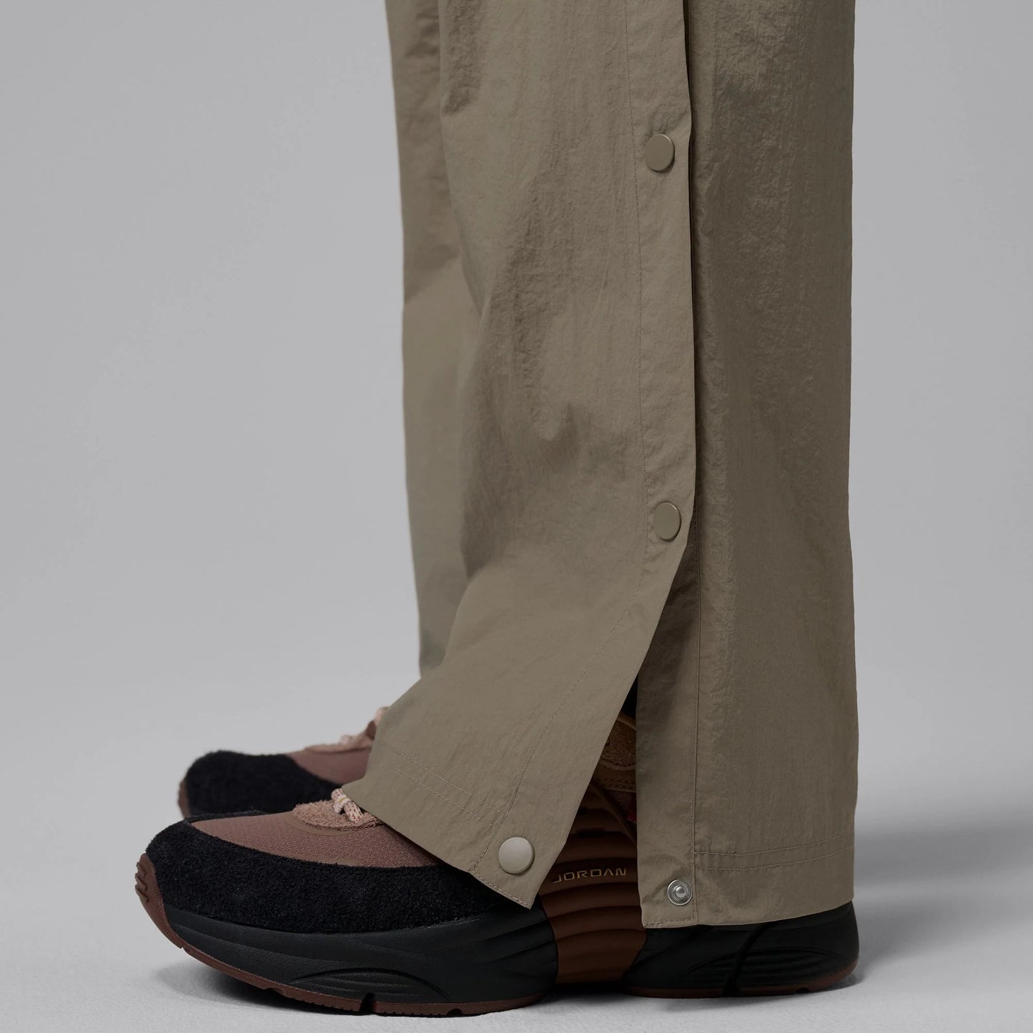 Jordan Brooklyn Pants “Khaki”