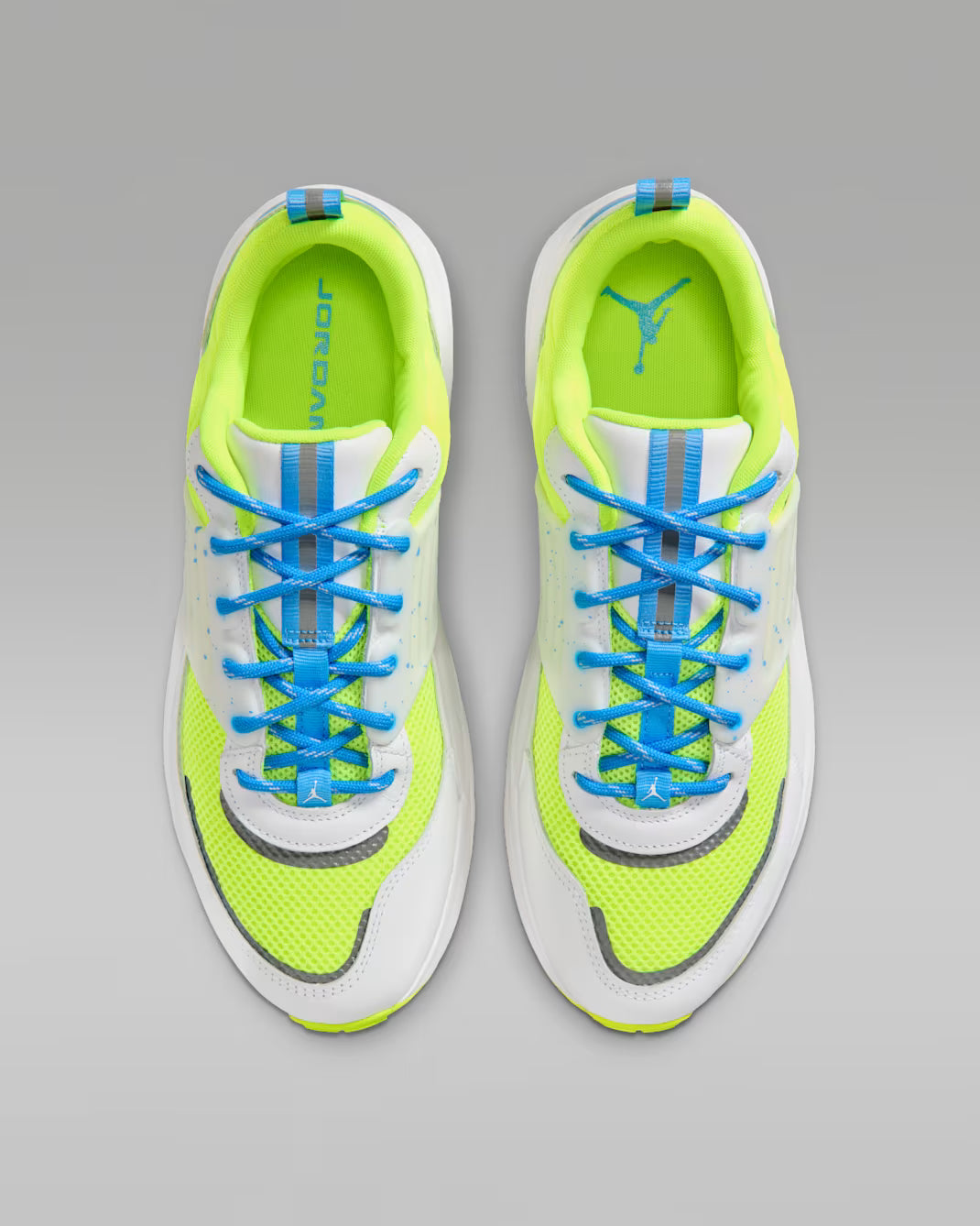 Jordan Trunner O/S “Volt”