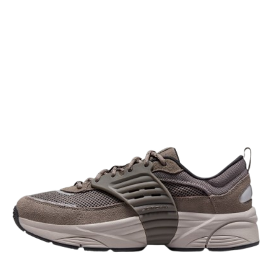 Jordan Trunner O/S “Cave Stone”