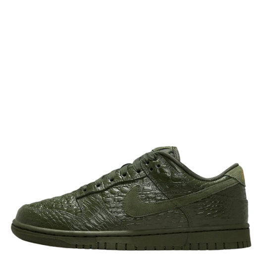 Nike Dunk Low SS (W) "Carbon Green"