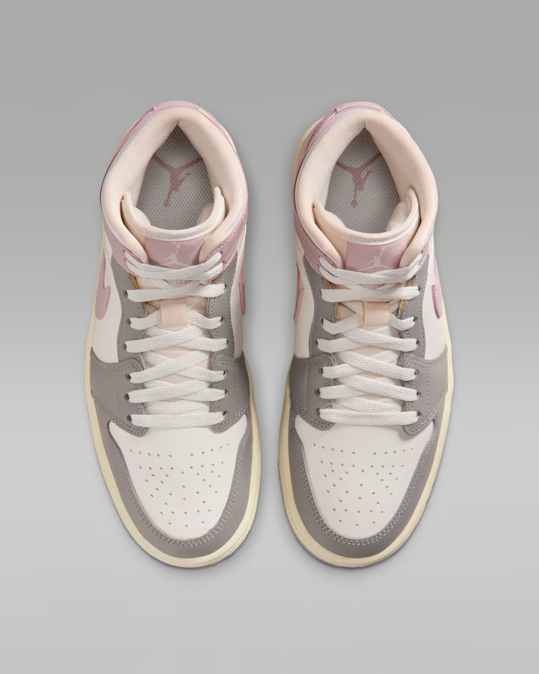 Air Jordan 1 Mid (W) “Particle Rose”
