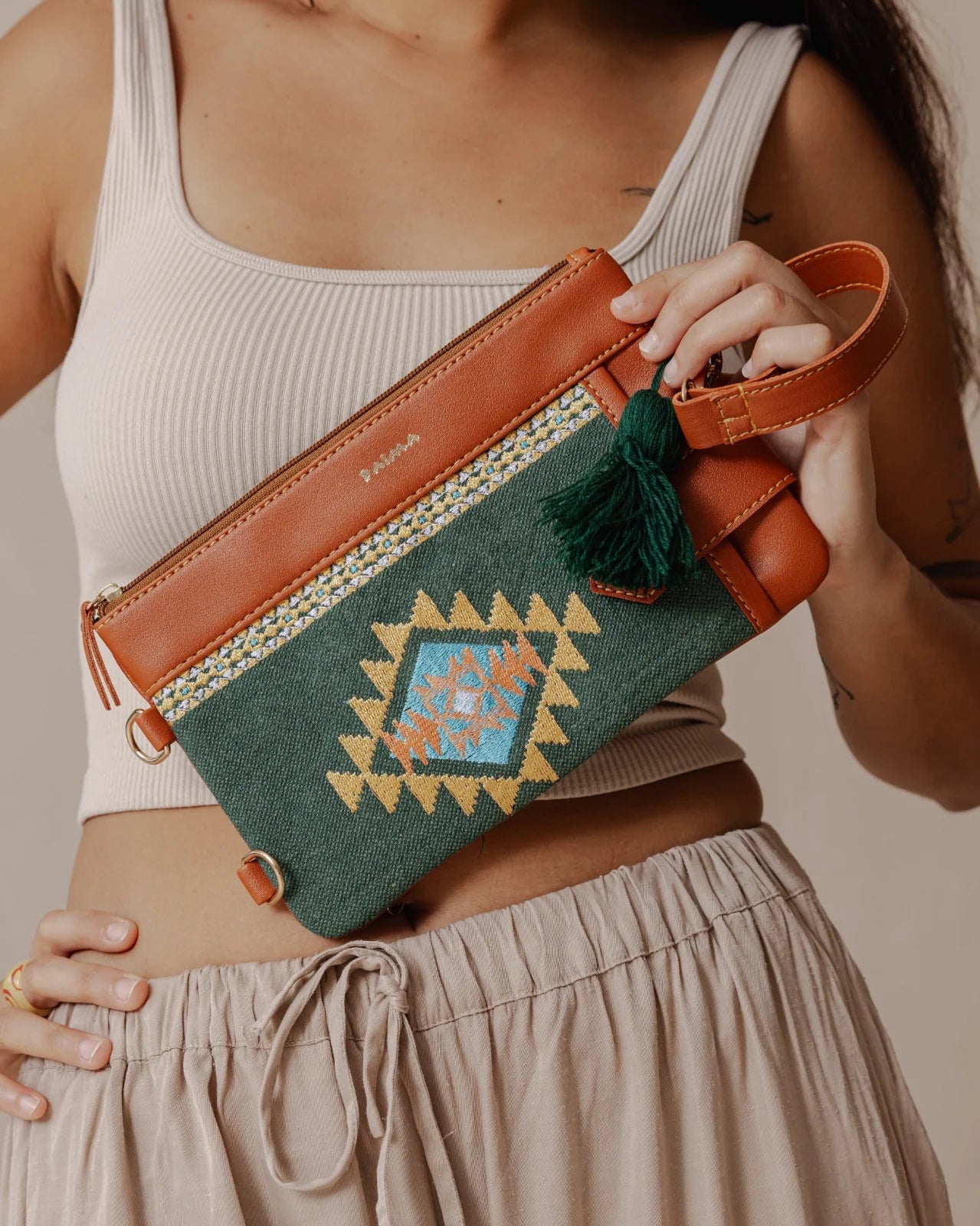 Palma Tribal Tapestry Purse (Olive/Brown)