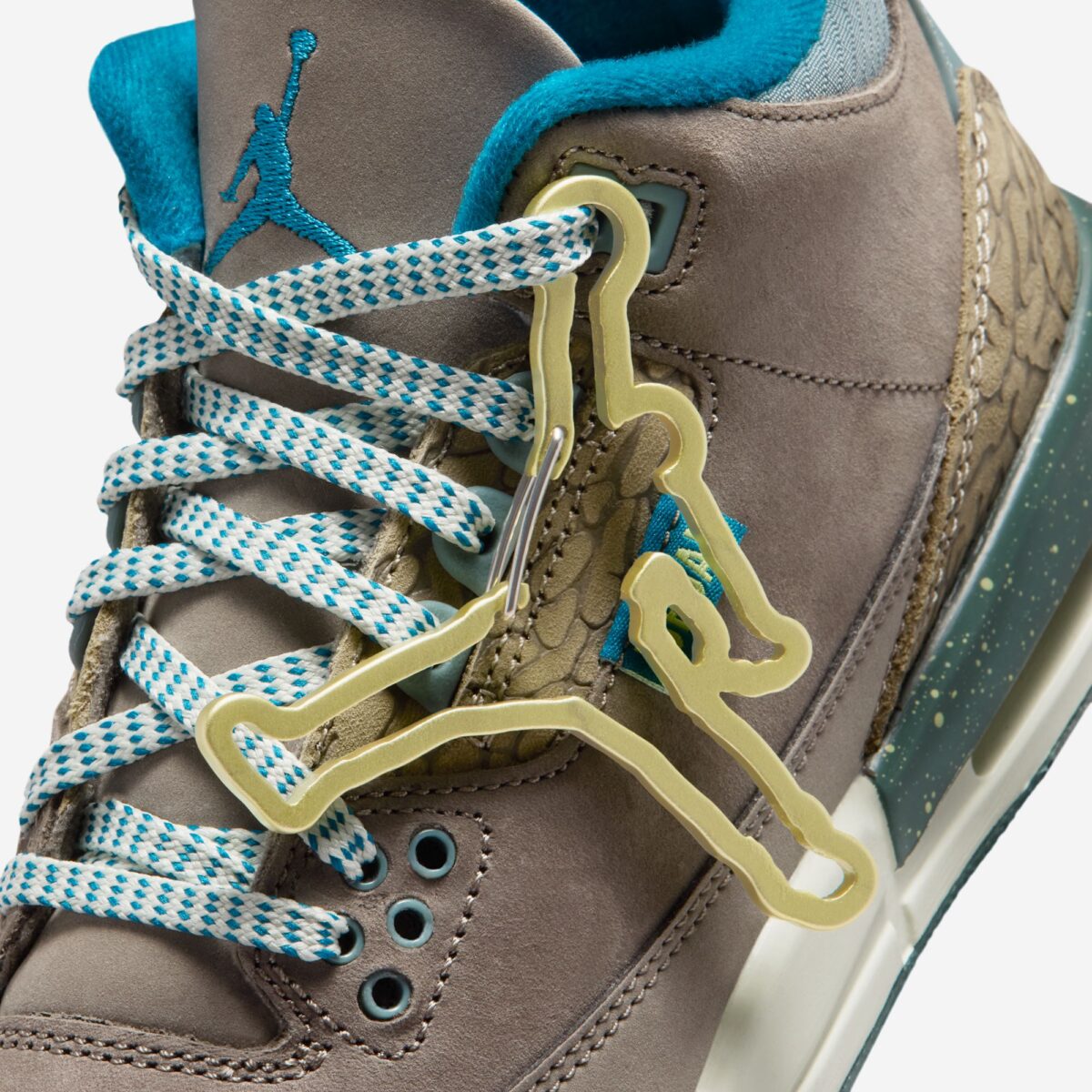 Air Jordan 3 Retro (GS) "Outside”