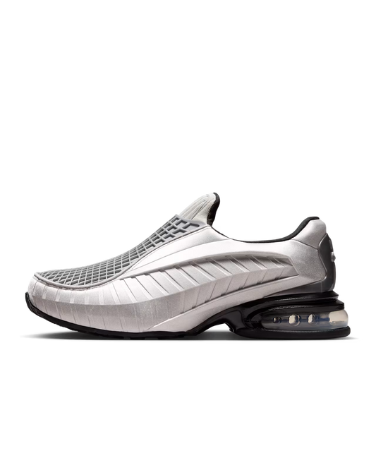 Nike (W) Air Max Dolce "Metallic Silver"